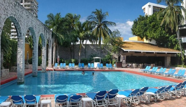 Modern 1BR Suite at El Cid Granada Hotel in Mazatlán