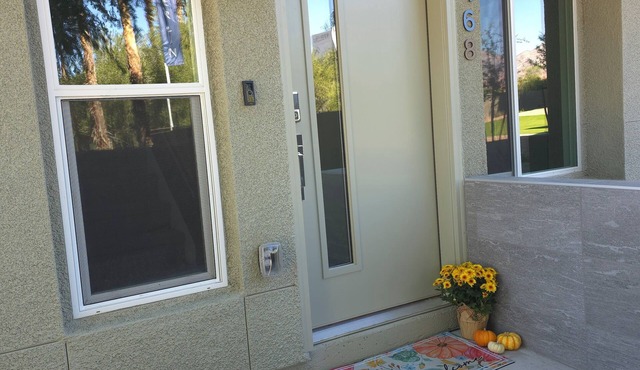 Modern 3-bedroom Red Rock townhome in walkable Summerlin Centre