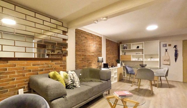 Modern brick retreat in Coyoacán | Patio in Ciudad de México