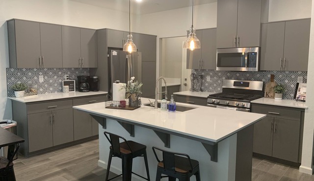 Modern & Convenient Clovis Home in Clovis