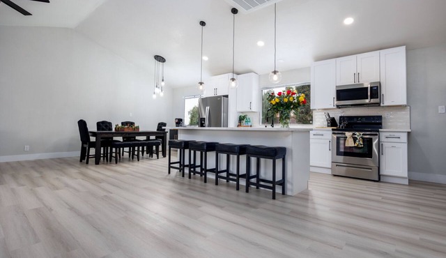Modern Upscale Vegas Oasis