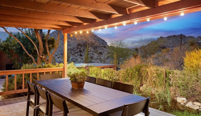 Moonbeam Mountain - Stylish Home W/private Boulders + Hot Tub! 4 Bedroom Home by RedAwning