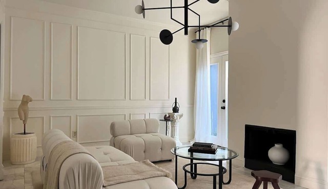 Mr. Nomad: Artistic Abode in Uptown in Dallas