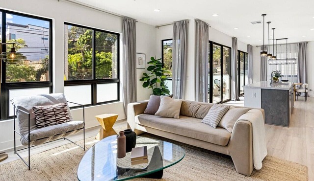 NEW! Echo Park Rooftop Retreat, Designer Interiors
