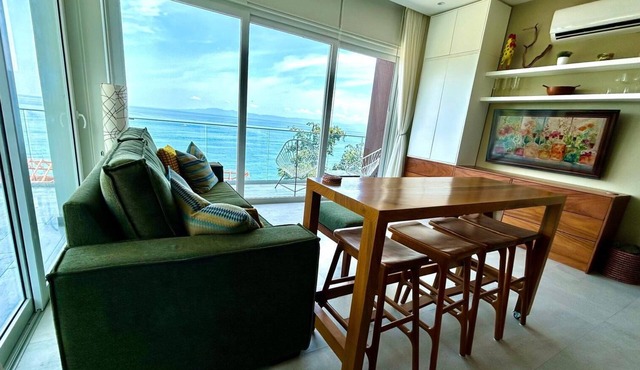 Ocean View Rooftop Pool Condo in Boca de Tomatlán