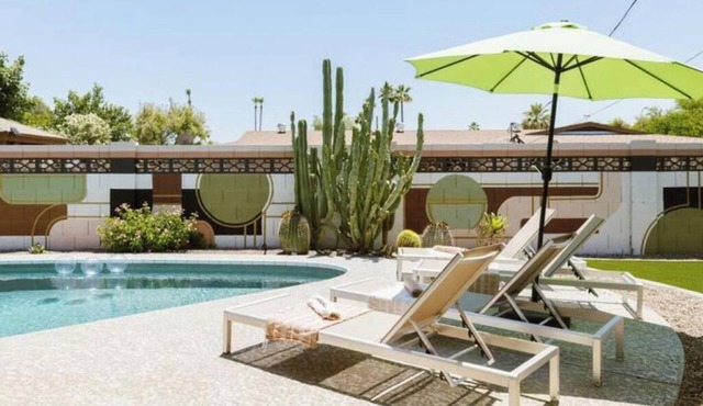 Old Town Ranch just 5 Minutes to Old Town Scottsdale + Heated Pool + Hot Tub!