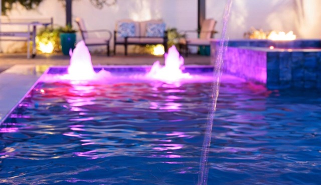 Old Town*The Palmly*Heated Pool*Spa*Firepit*Ping Pong