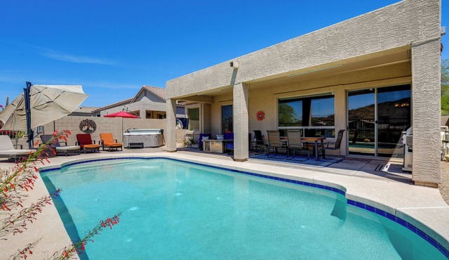 On Fairway! Home w/Private Hot Tub & Pool in Mesa