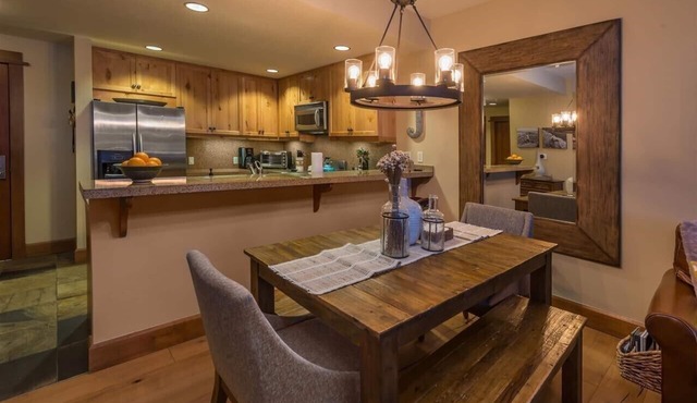 One Bedroom Condo in the Northstar Village in Truckee