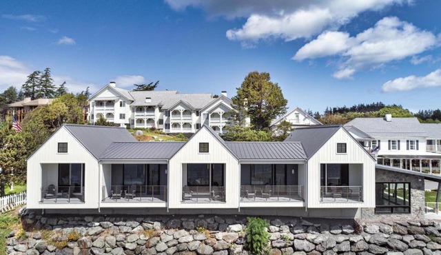 Outlook Inn on Orcas Island in Eastsound