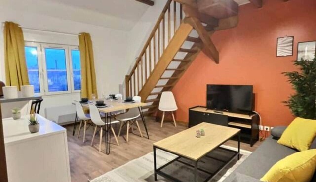 Oyon La Mancelle, 14p, 6 bdrms in Le Mans
