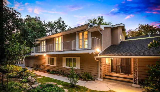 Pacific Dreams at Woodland Hills. Distinguished 8