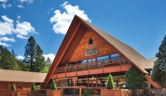 Payson | Secluded Cabin Retreat | Pool + Hot Tub