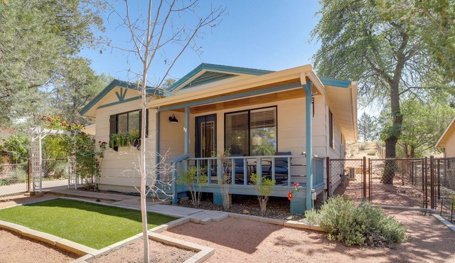 Payson Summer Getaway w/Backyard