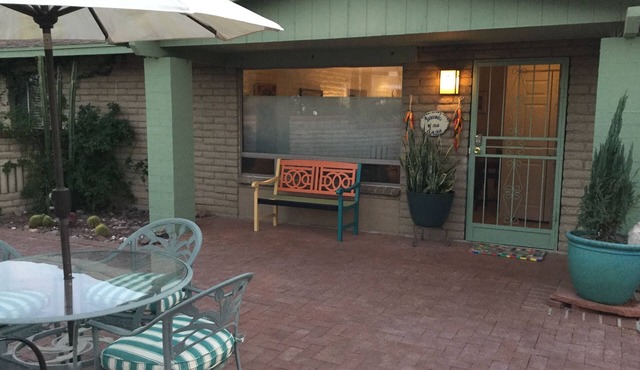 PEACEFUL DESERT HOME - 1 ACRE ON QUIET CUL DE SAC - NW TUCSON - WITH MUSIC ROOM