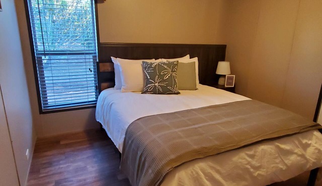 Peaceful getaway for 2, dog friendly in Concho