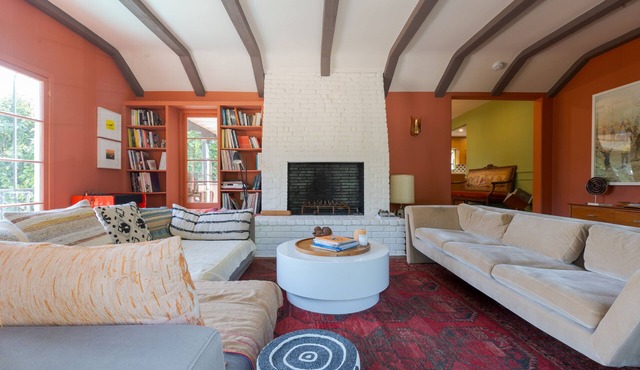 Peaceful Oasis With Pool & Views in Heart of LA