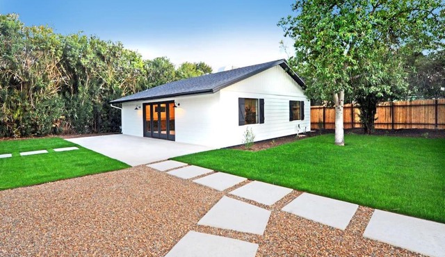 Peaceful, private resort-style property!