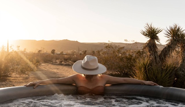 Peaceful Getaway in Joshua Tree | Remote, Hot Tub + Fire Pit in San Bernardino County