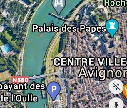 Peniche Imagine in Avignon