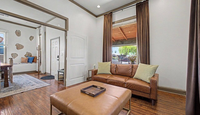 Pet-Friendly Craftsman Fenced Yard Downtown PHX
