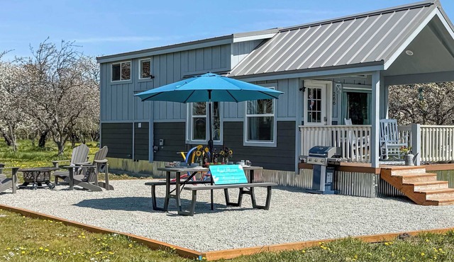 Pet Friendly, Loft, Firepit, Mountain View in Sequim