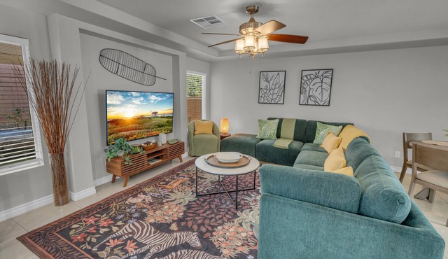 Pet-Friendly Vegas Home Near Strip w/Hot Tub