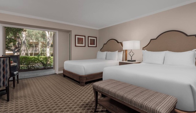 Picturesque Patio, Resort View, Two Queen Room, Rancho Bernardo Inn, Serene Esca