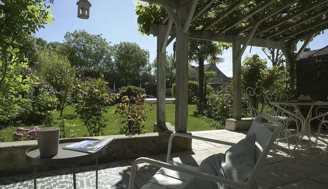 Pierre d'Argenson small charming gîte in LES ORMES