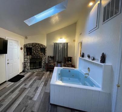 Pine Knot Guest Ranch