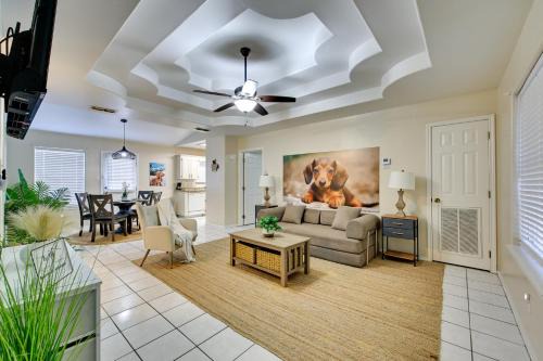 Pool Access & Work-Ready Comforts! Edinburg Apt in Edinburg
