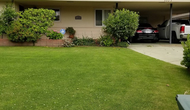 Private Bedroom and full bathroom in the heart of Bakersfield