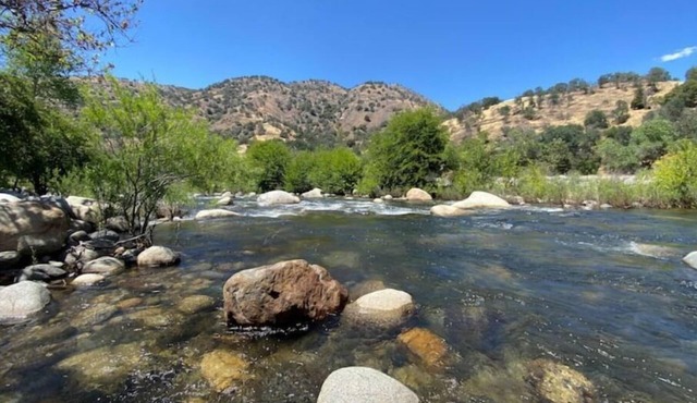 Private Getaway w/River & Mountain Views