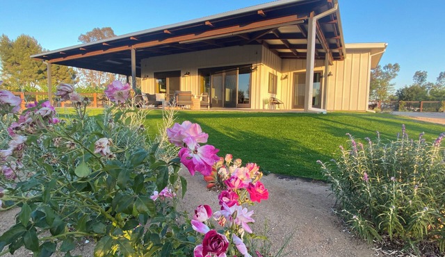 Private Mini Farm Stay at Little Fork Guest House in Temecula Wine Country in Temecula