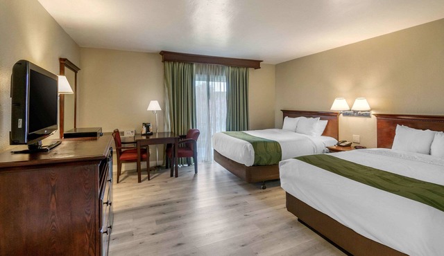 Quality Inn & Suites El Cajon San Diego East in El Cajon