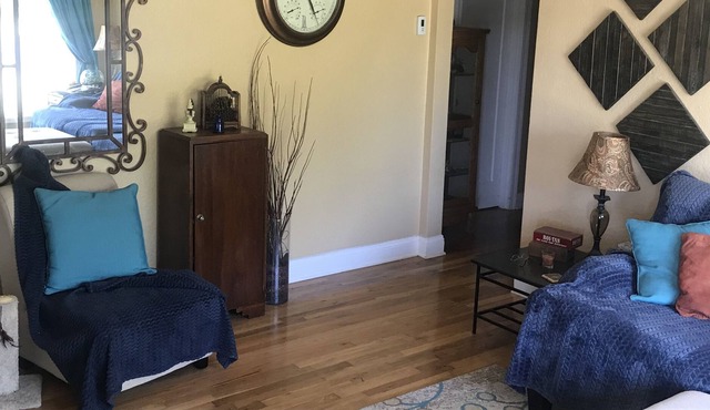 Queen Room in Keizer, Oregon. in Keizer