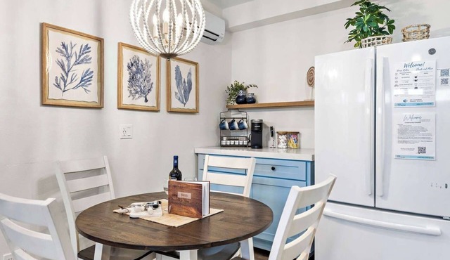 Quiet Condo in Village with Deck, Bikes and AC in San Clemente