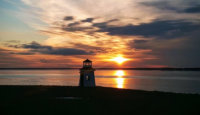 Refreshing escape in private house in Malagash with your own beach in the back y in Malagash Point