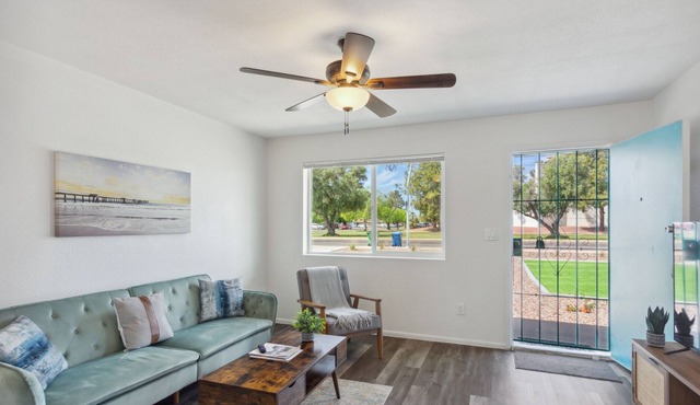 Remodeled apartment in Mesa -- 15 min to Sky Harbor + 12 min to ASU! in Mesa