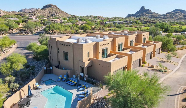 Residence 2: The Villas At Troon North
