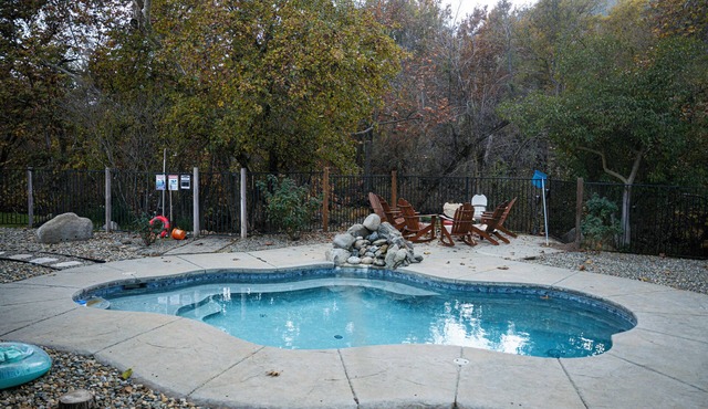 River, Pool, and Jacuzzi in 4 Bedroom House