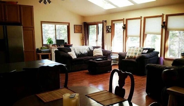 Rustic Mountain Escape Amazing Views on 1.5 acres Very Romantic or Great for the Family in Black Hawk