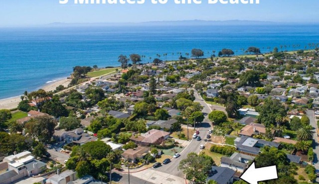 Santa Barbara Beach House, Spa, Luxe Amenities, Fireplace, 3 minutes to beach in Santa Barbara