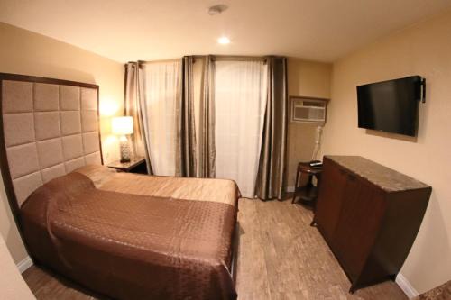 Santa Cruz Inn