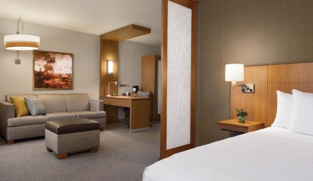 Scenic Room | Breakfast Included | Swimming Pool | Fitness Center in Page