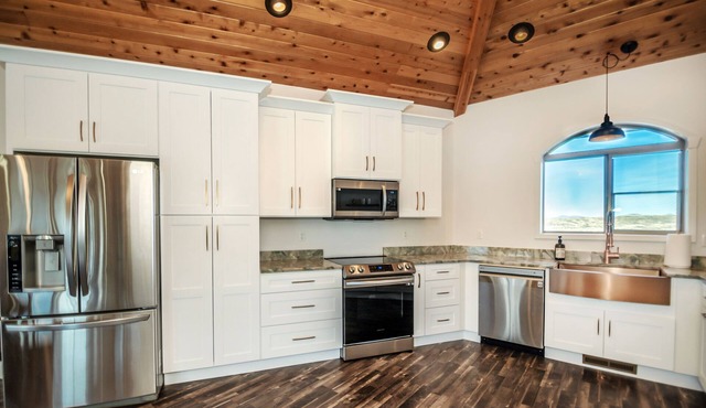 Secluded hilltop home with 360 views near Prescott, AZ