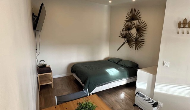Self-contained studio in a house 15min from Roissy in Arnouville