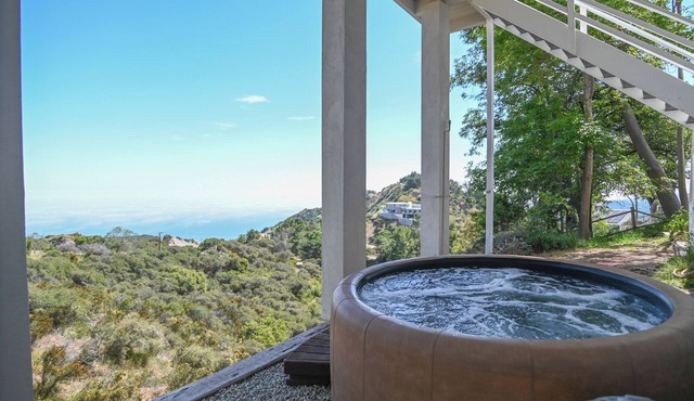 Serene Malibu Views above the clouds 5BR/4 Bath