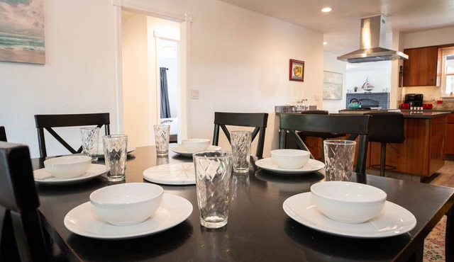Shamrock Oasis- Pool Table and Ping-Pong, Sleeps 8