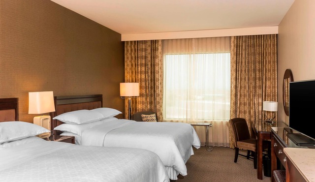 Sheraton Mesa Hotel at Wrigleyville West